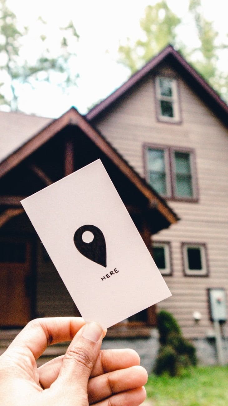 How to Choose a Trustworthy Real Estate Agency: Due Diligence, Licensing, and Contract Verification